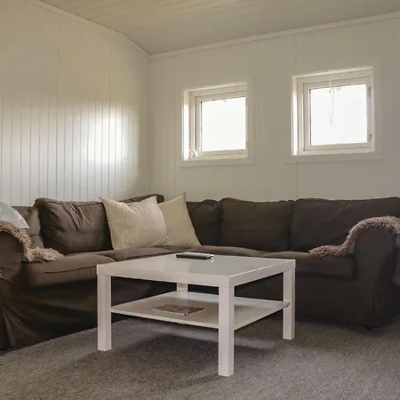 Five Bedroom Holiday In