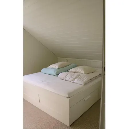 Five Bedroom Holiday In
